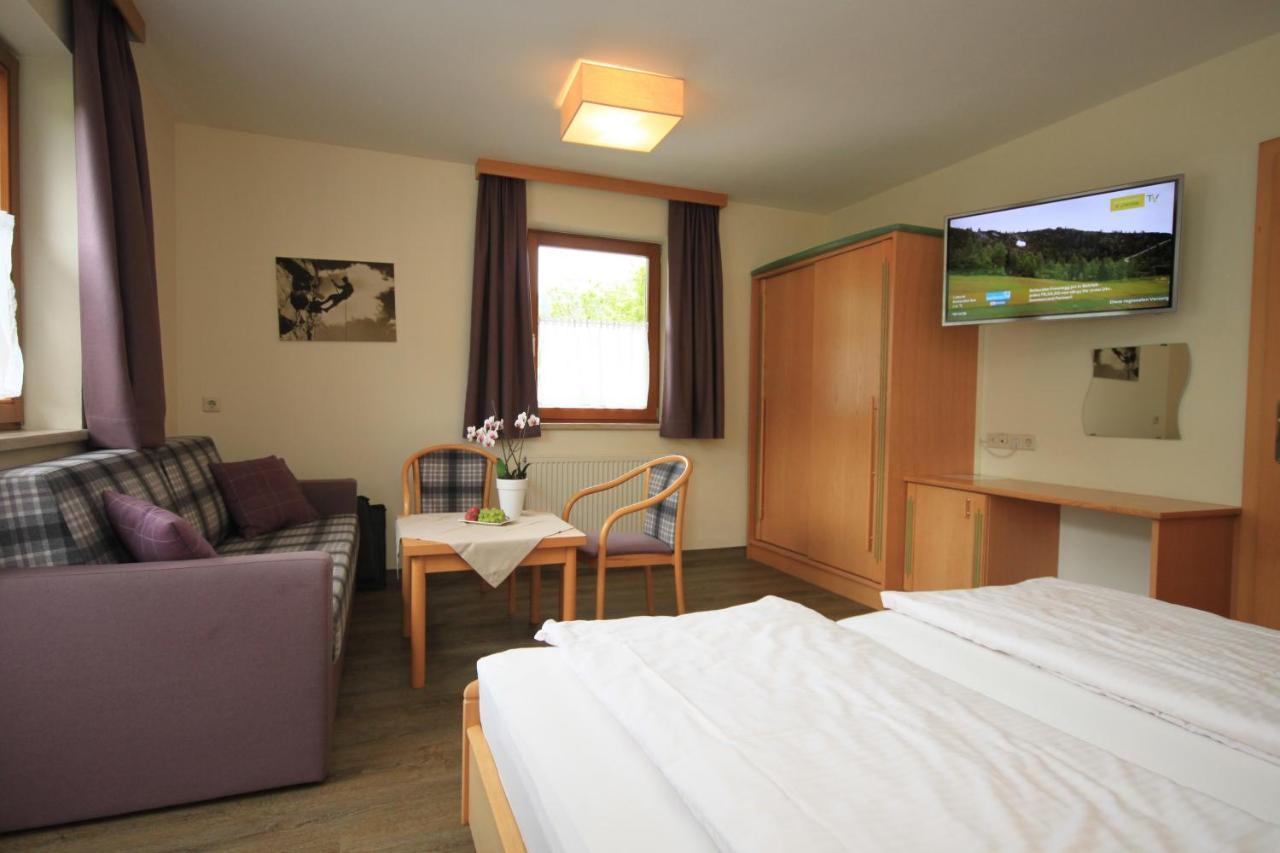 Haus Alexander Hotel Schladming Bagian luar foto