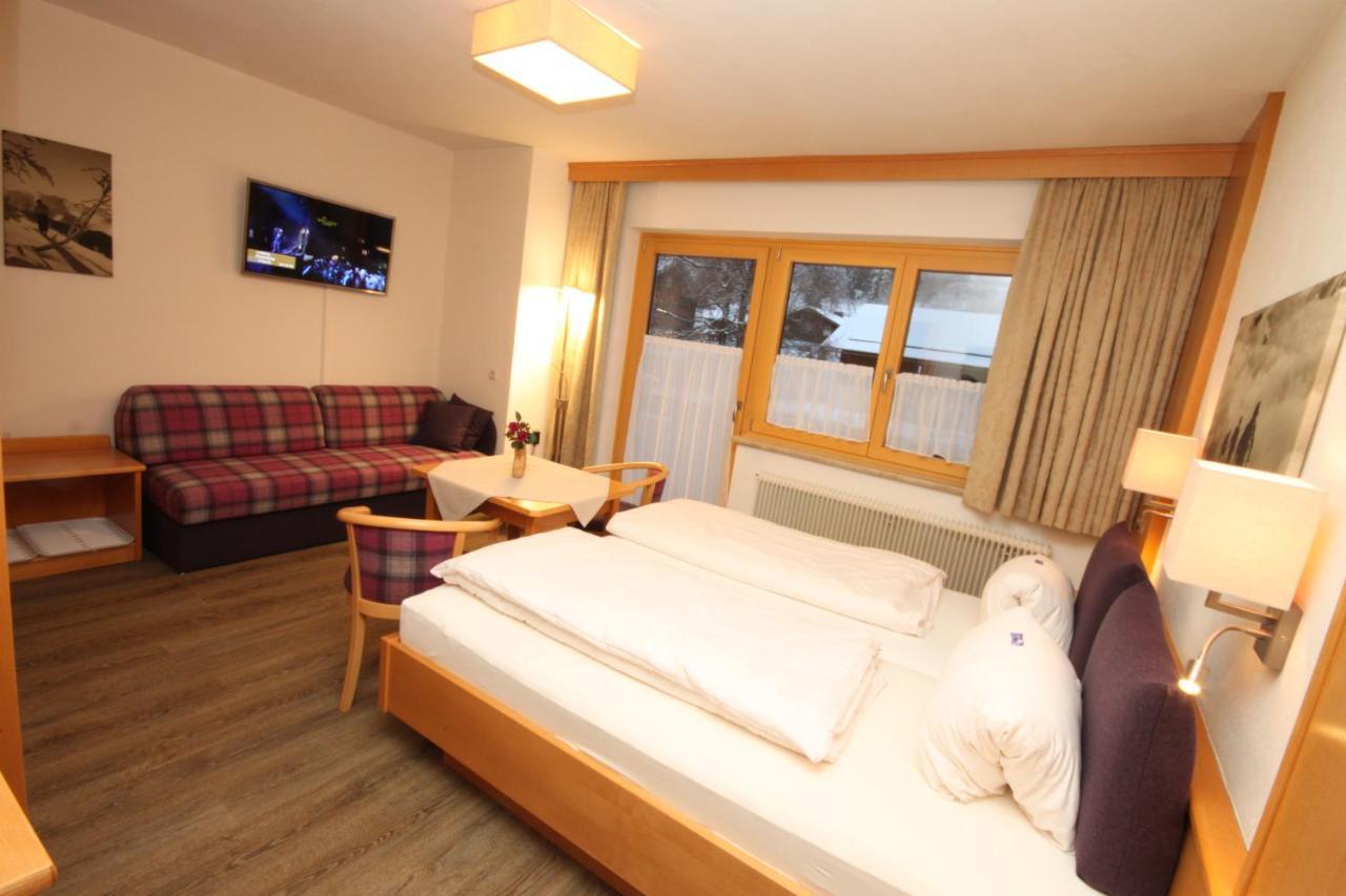 Haus Alexander Hotel Schladming Bagian luar foto