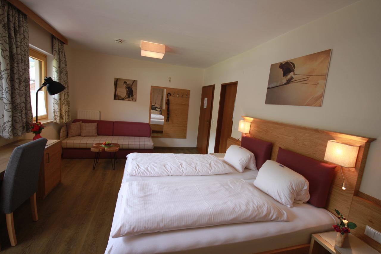 Haus Alexander Hotel Schladming Bagian luar foto